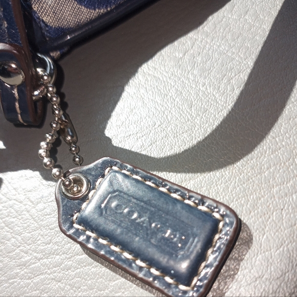 Coach Wristlet - Picture 7 of 9